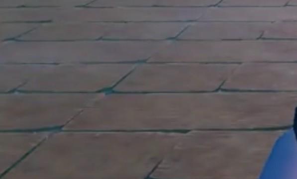 手机版木筏求生水箱怎么加水